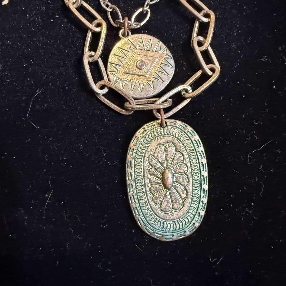 Layered Silver Tone Chain Necklace Medallion Pendant Boho Y2K - Picture 2 of 8